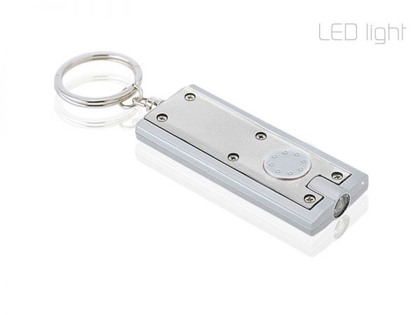 gilt privezak za kljuceve sa lampom srebrni promotivni materijal kairos beograd